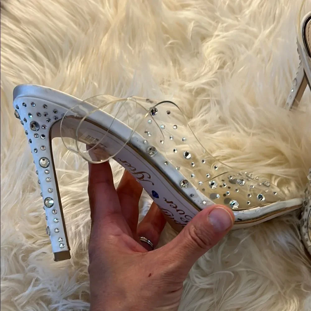 Jessica Simpson clear jaisey sandals size 7 1/2